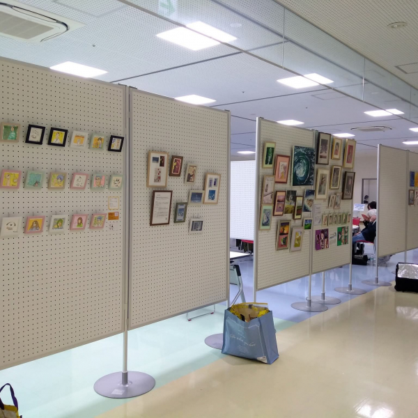 彩りの瞬間の展示風景