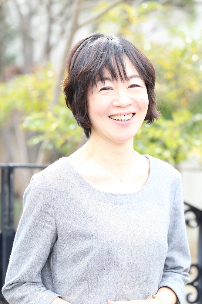 司会：大谷こずえ・「アートの力であなたに笑顔を」著者